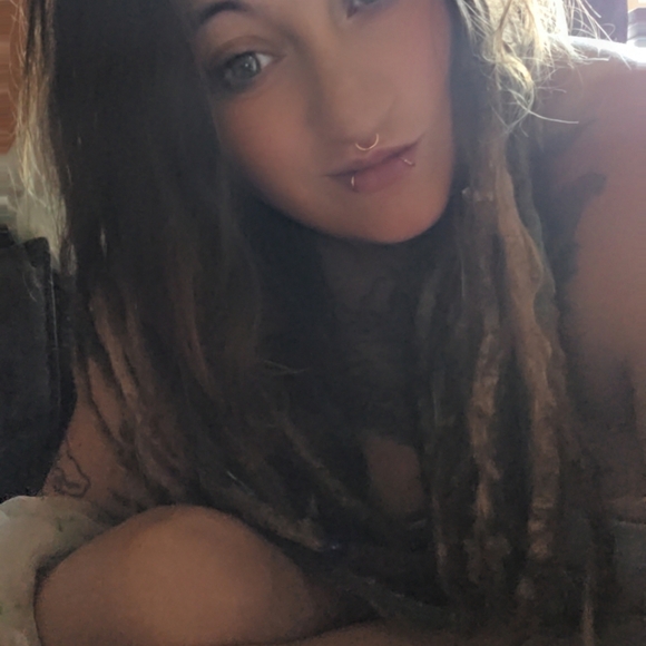 kellydreadlo358